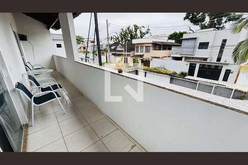 House with 5 bedrooms, 196 m², 8 parking spots and 4 baths — photo 20