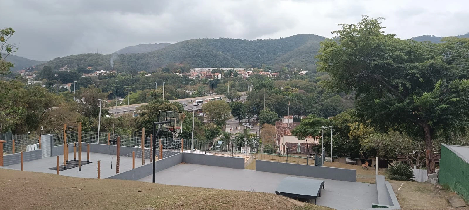 2 quartos e vista para as montanhas: casa de 76 m² — photo 6