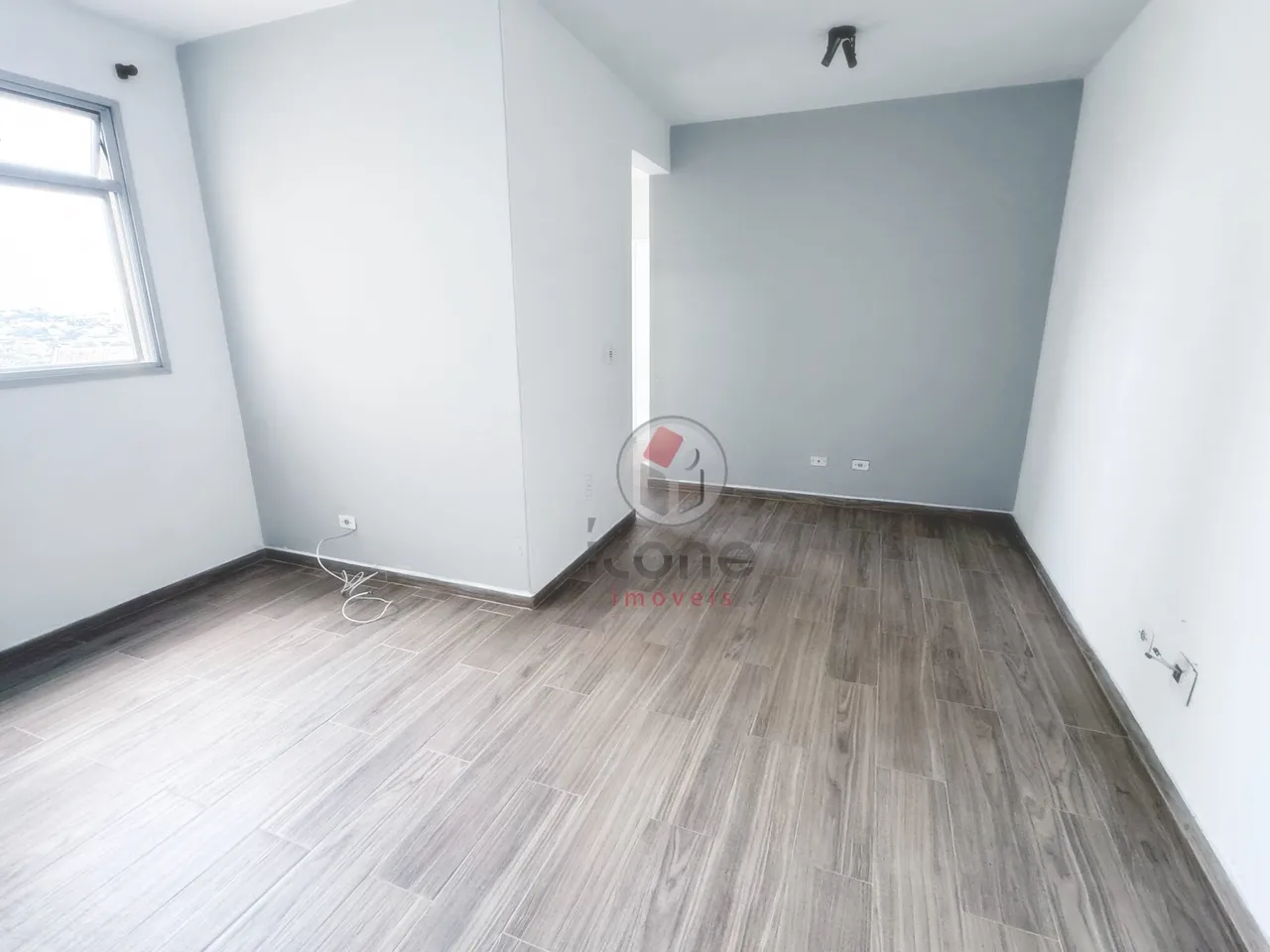 3-bedroom apartment with shared BBQ area — photo 2