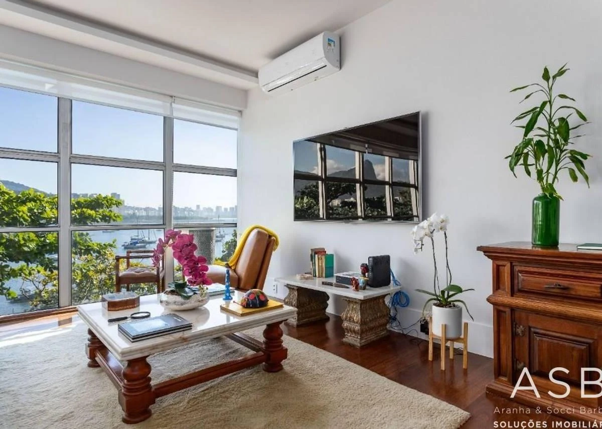 130 m² apartment with 3 bedrooms and 2 bathrooms — photo 8