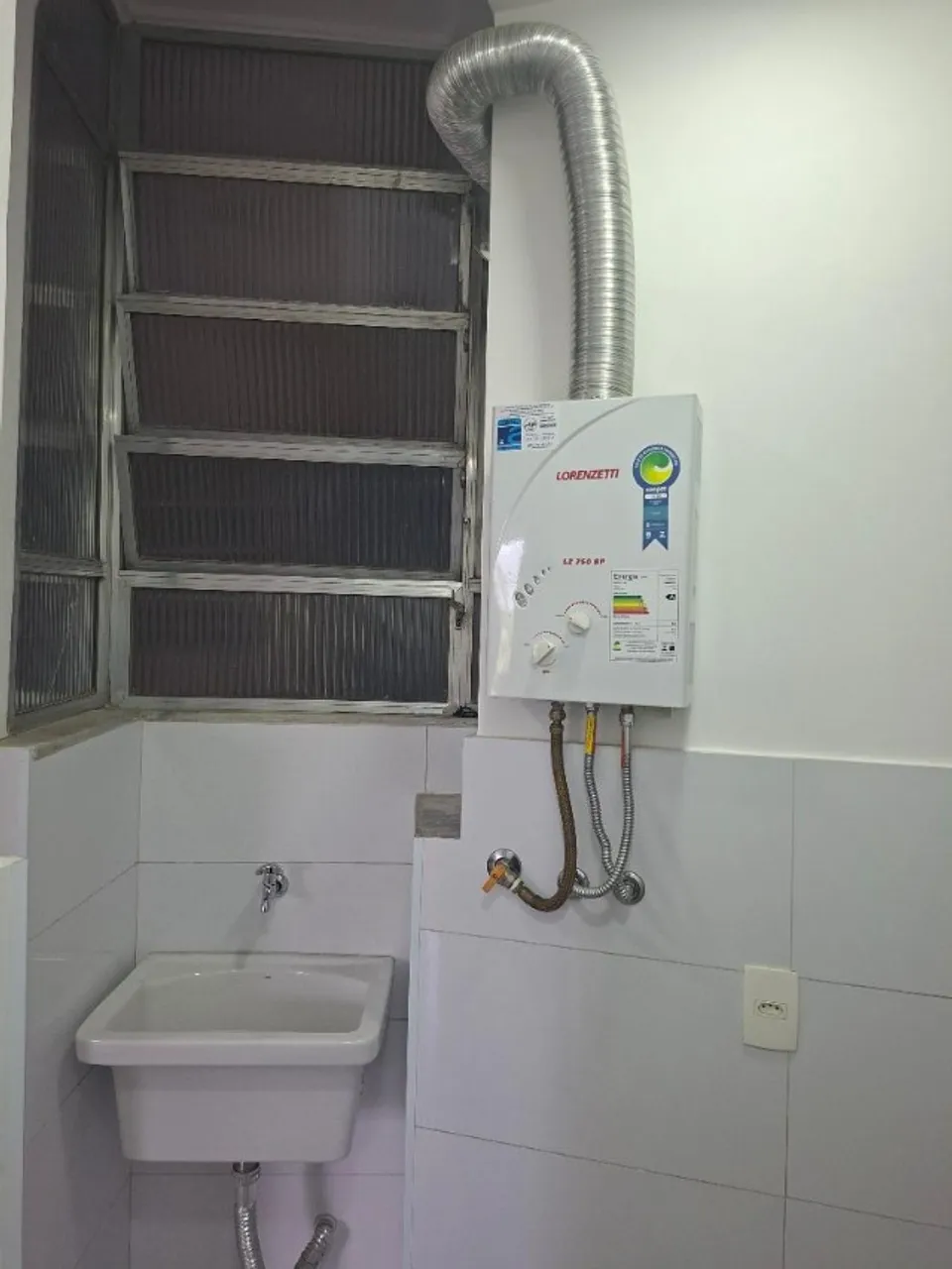 Apartamento com 2 quartos e cozinha separada — photo 12