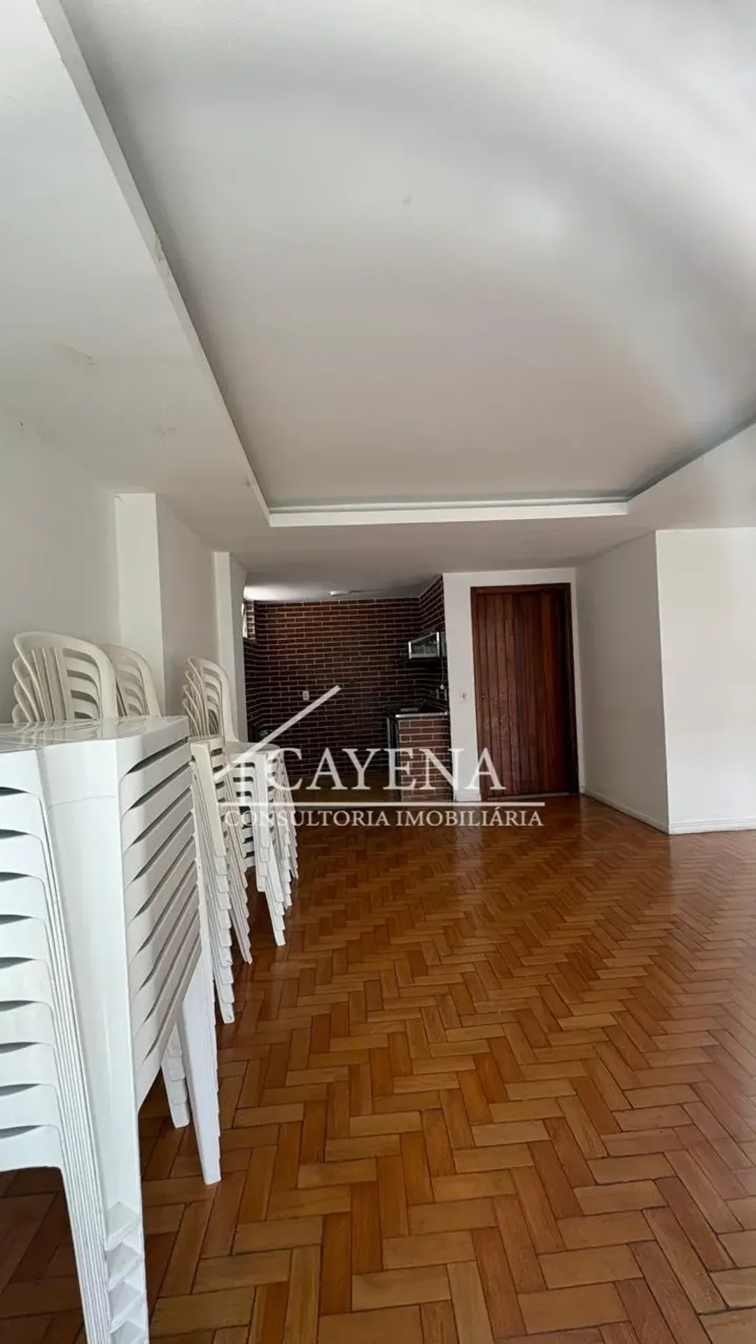 Apartment on the 12th floor with a water view — photo 24