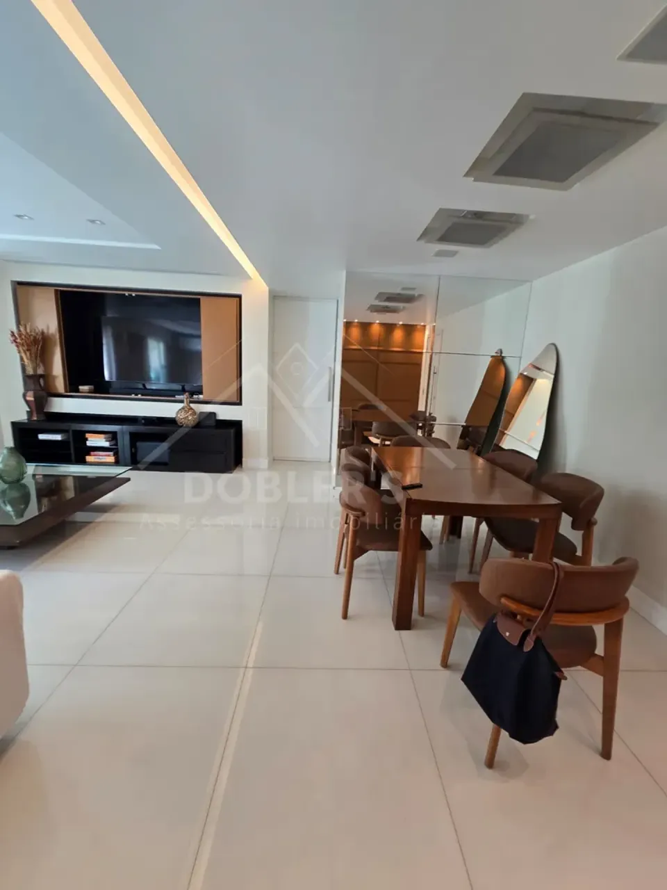 Rental apartment with 2 bedrooms and 3 bathrooms — photo 7