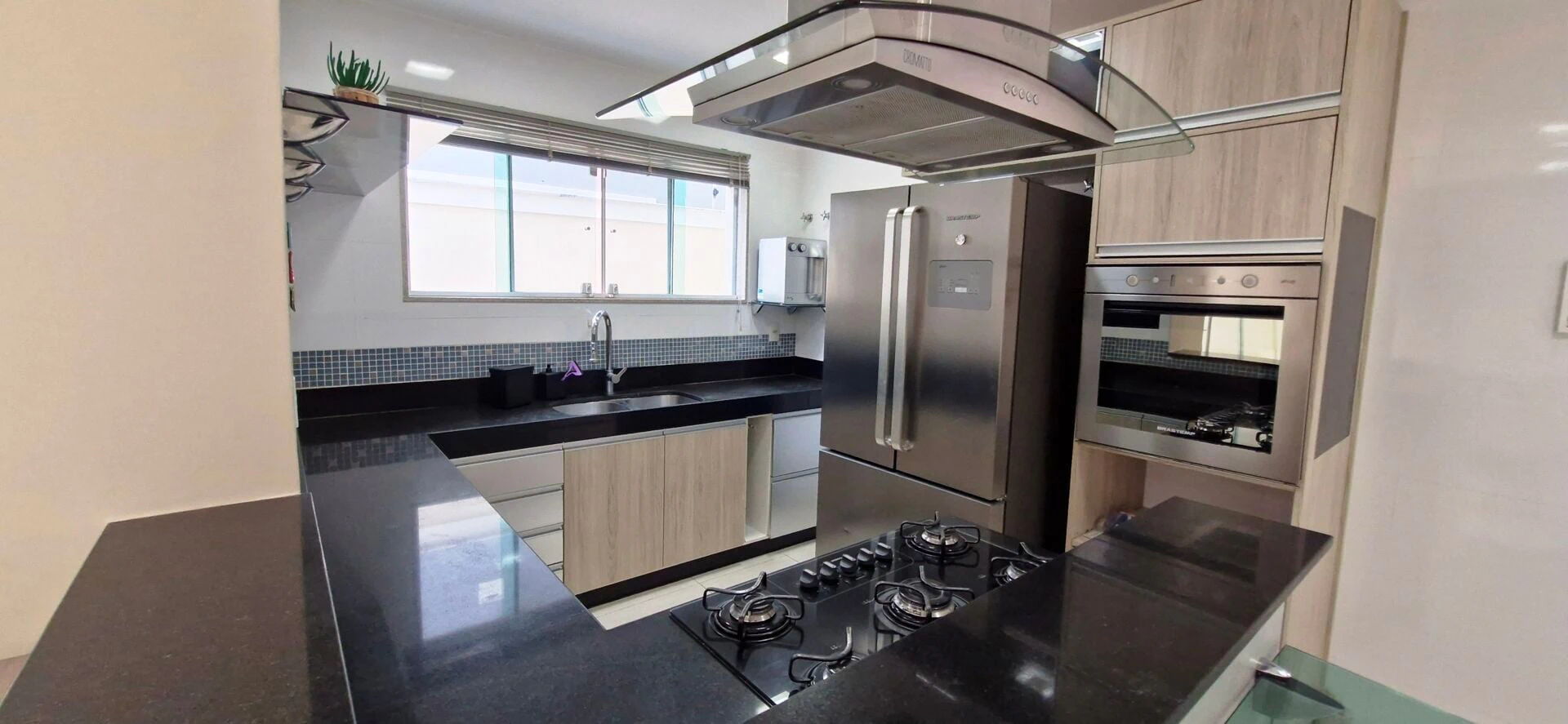 Casa mobiliada com 3 dormitórios e 526 m² — photo 28