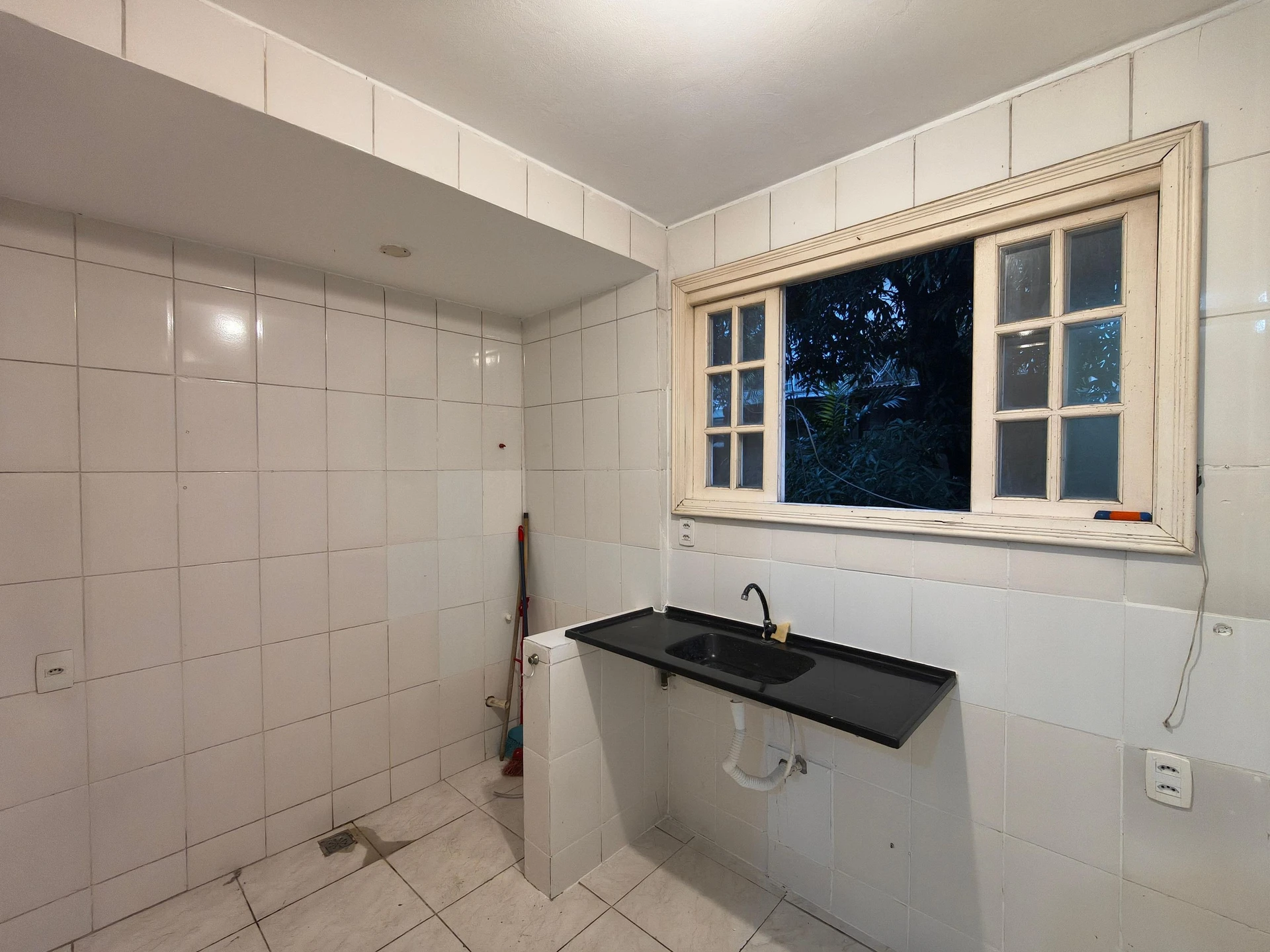 Apartment, 56 m², with wood or laminate floors — photo 9