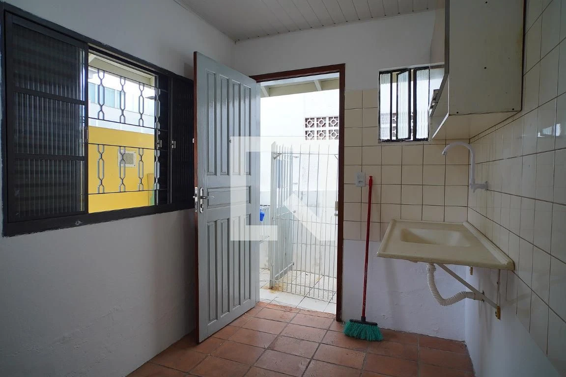 20 m² studio in Florianópolis — photo 2