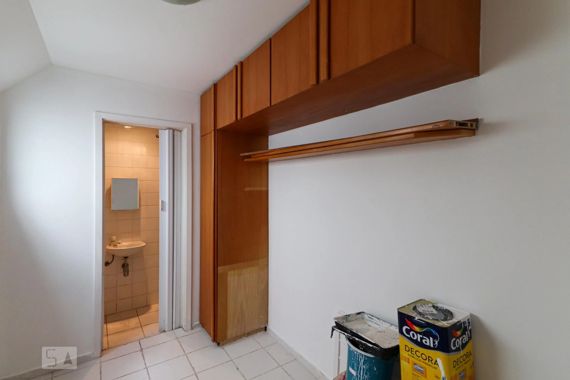Квартира з 4 спальнями, у будинку є басейн — photo 25