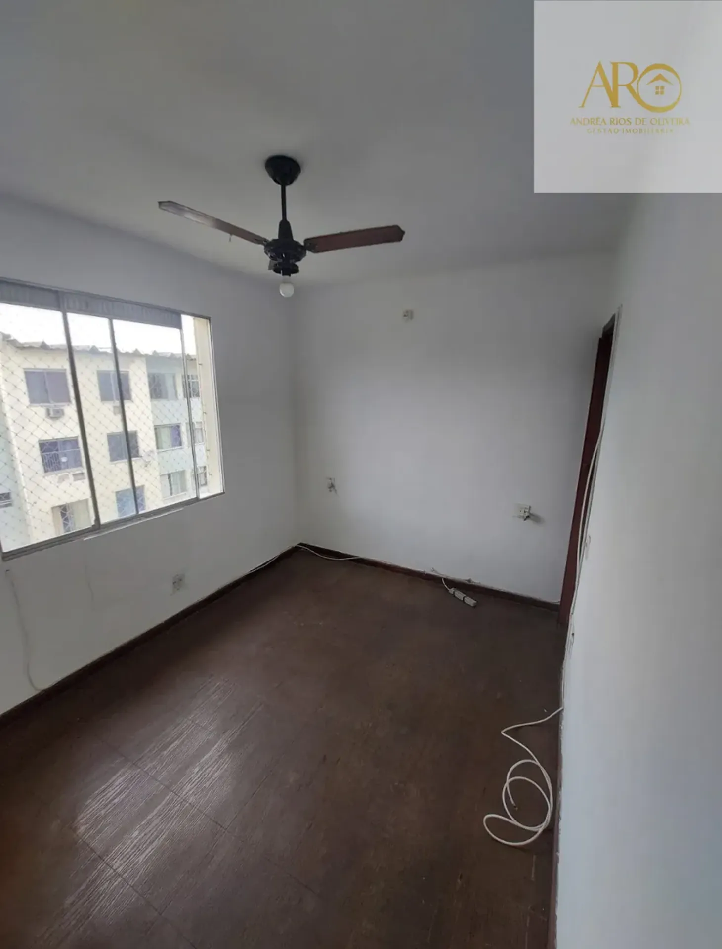 2-bedroom apartment in a building with a gym — photo 12