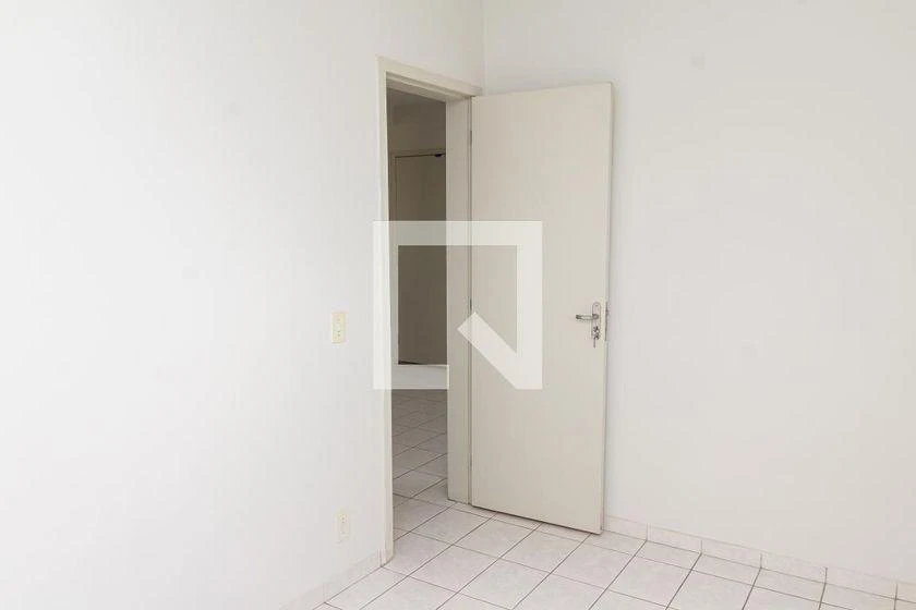 Apartamento de alquiler con 2 dormitorios y 1 baño — photo 38