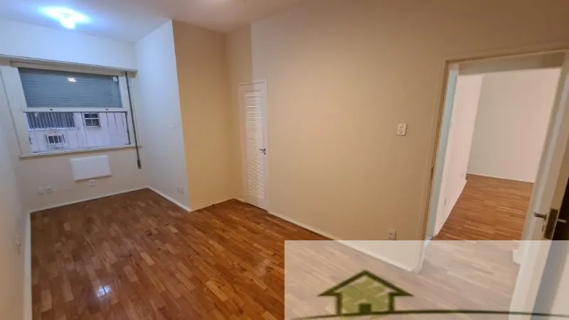 Apartment, 90 m², with wood or laminate floors — photo 15