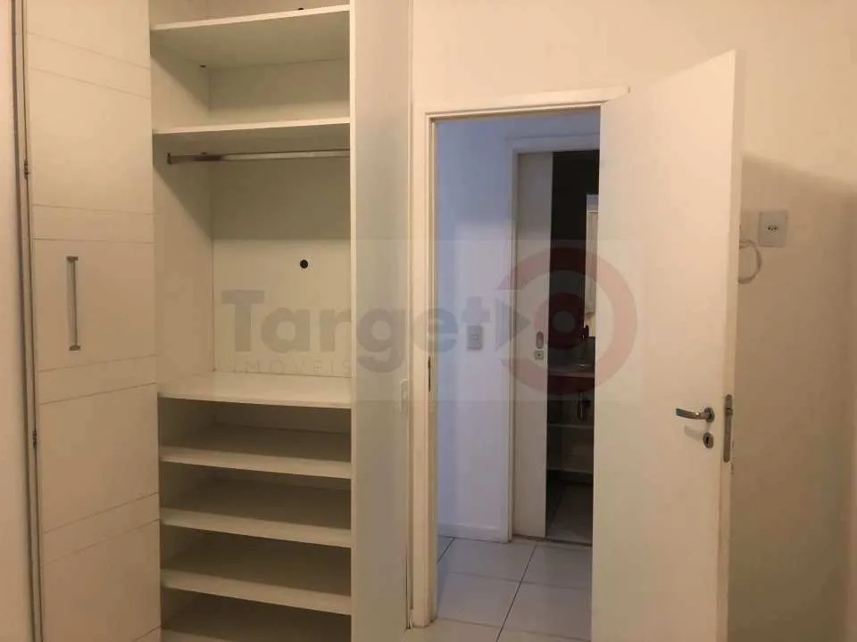 Apartamento com 2 quartos e suíte com banheiro — photo 10