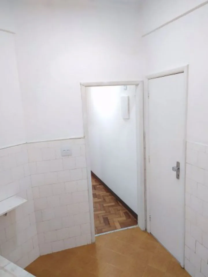Apartment with living room, 2 bedrooms and 1 bath — photo 36