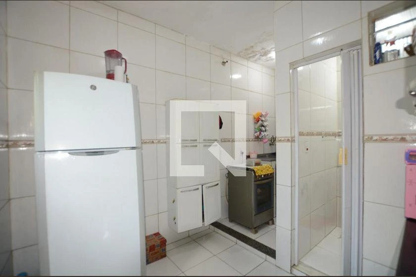 Furnished 1-bedroom house with a gas stove kitchen — photo 7