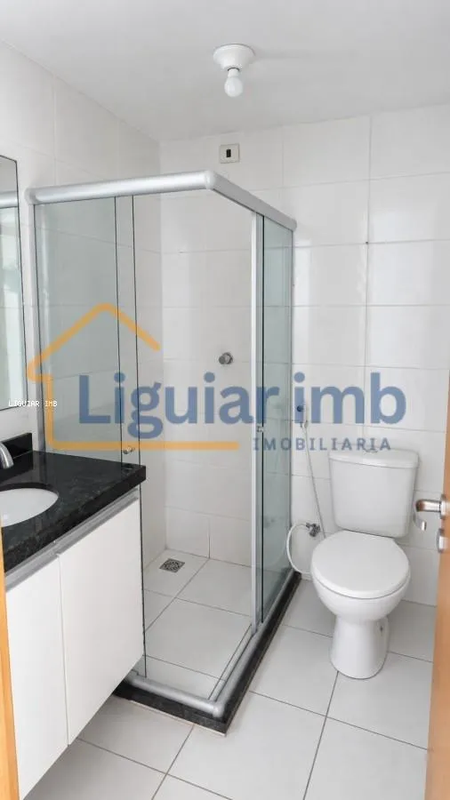 Glass-enclosed balcony in a 2-bedroom apartment, 58 m² — photo 13