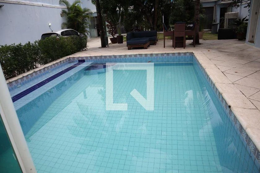 Furnished 525 m² house with 3 en-suites and gas kitchen — photo 10