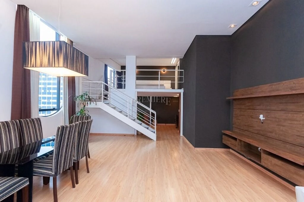 Меблированная квартира с 2 спальнями и 178 м²