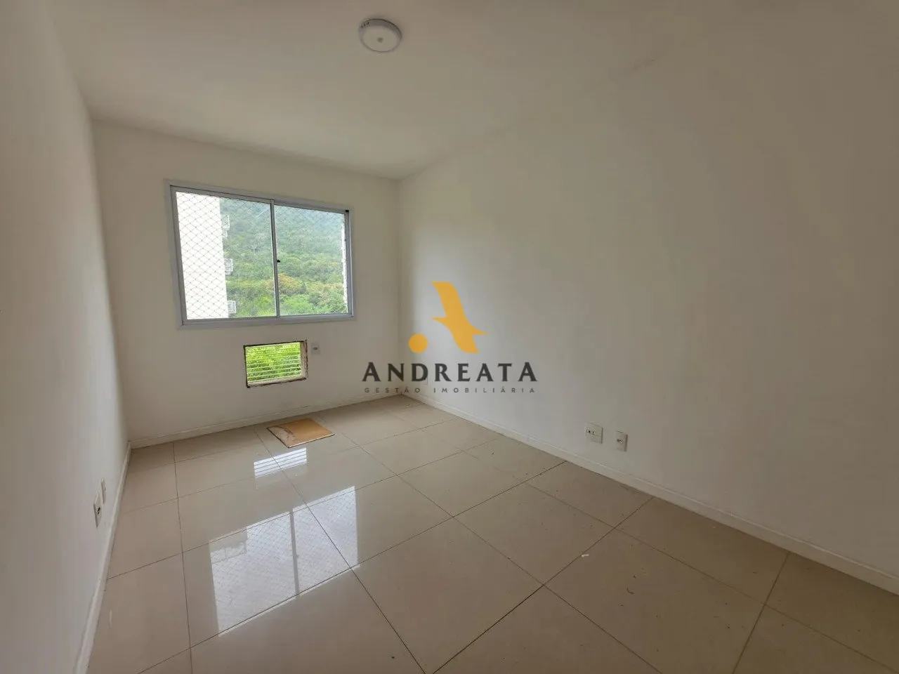 Apartamento de 2 quartos com cozinha americana e 66 m² — photo 4