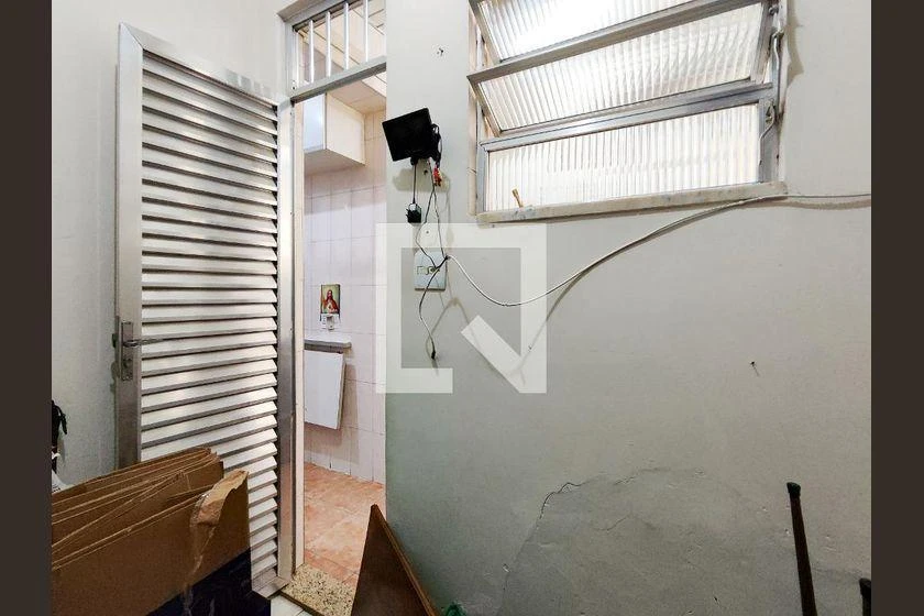 Furnished apartment, 70 m², with a walk-in closet — photo 37