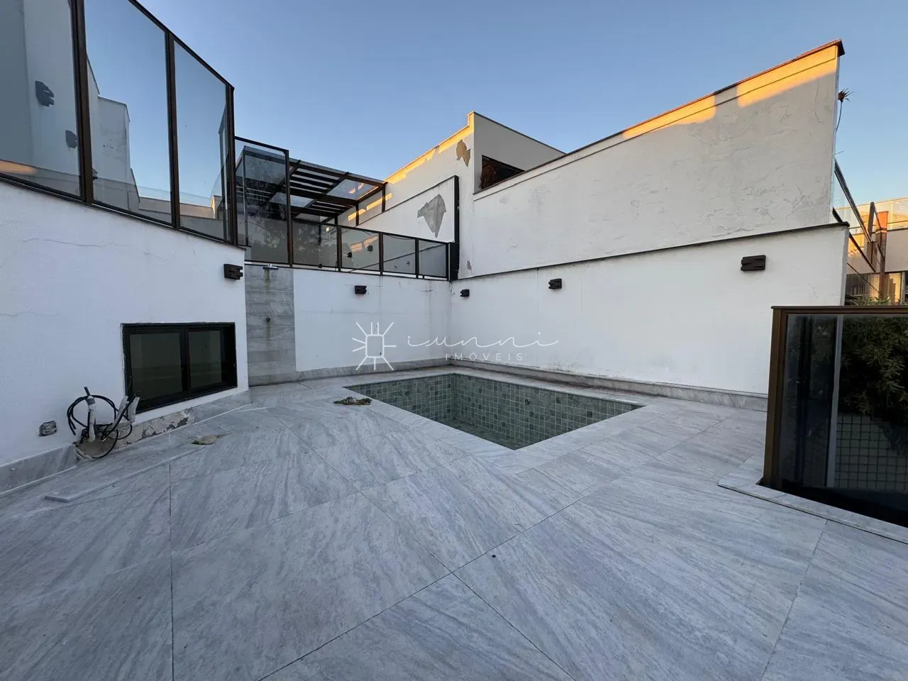 Penthouse with 5 bedrooms and 5 en-suite baths — photo 11