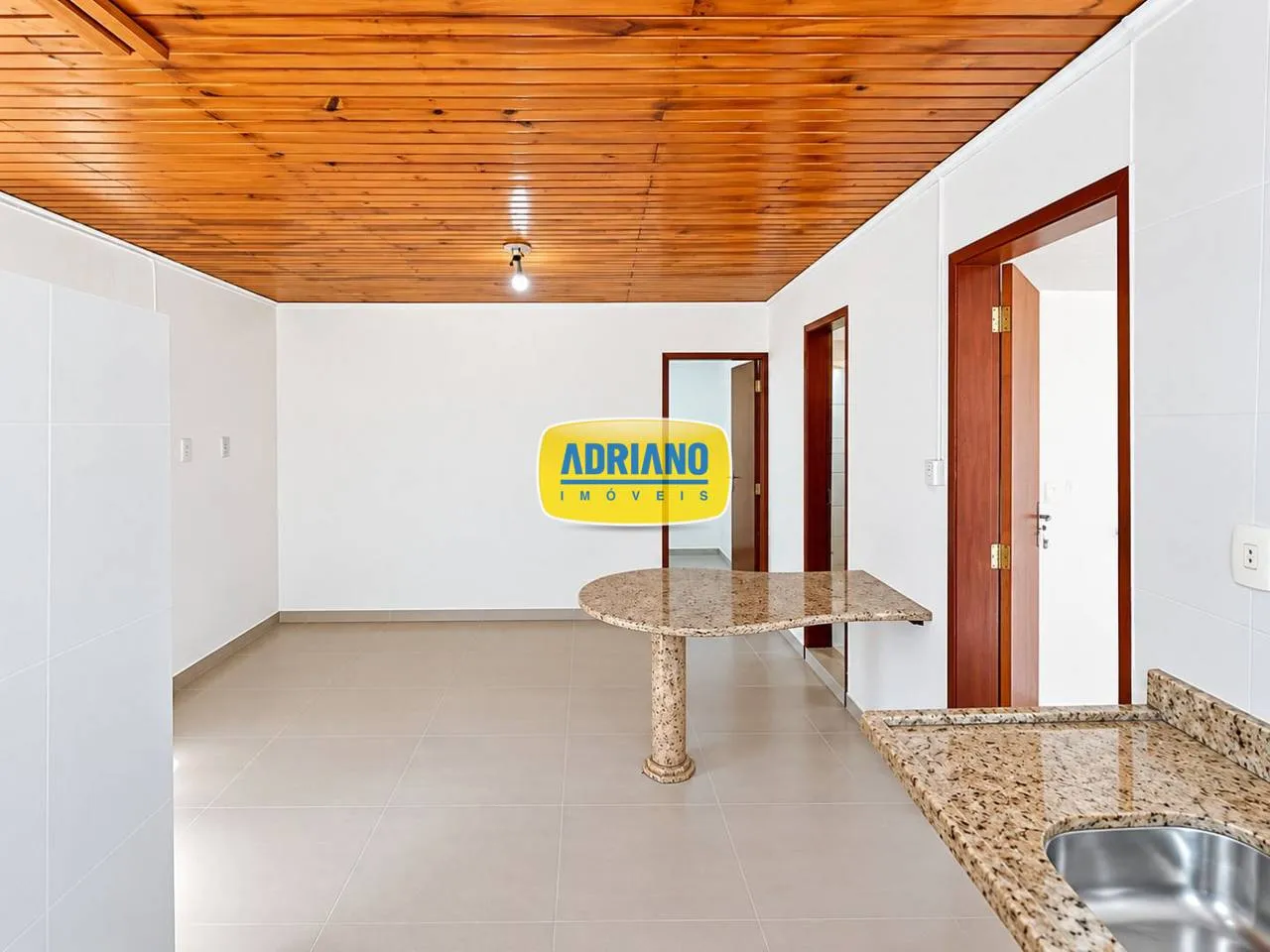 2-bedroom, 50 m² house in Florianópolis — photo 4