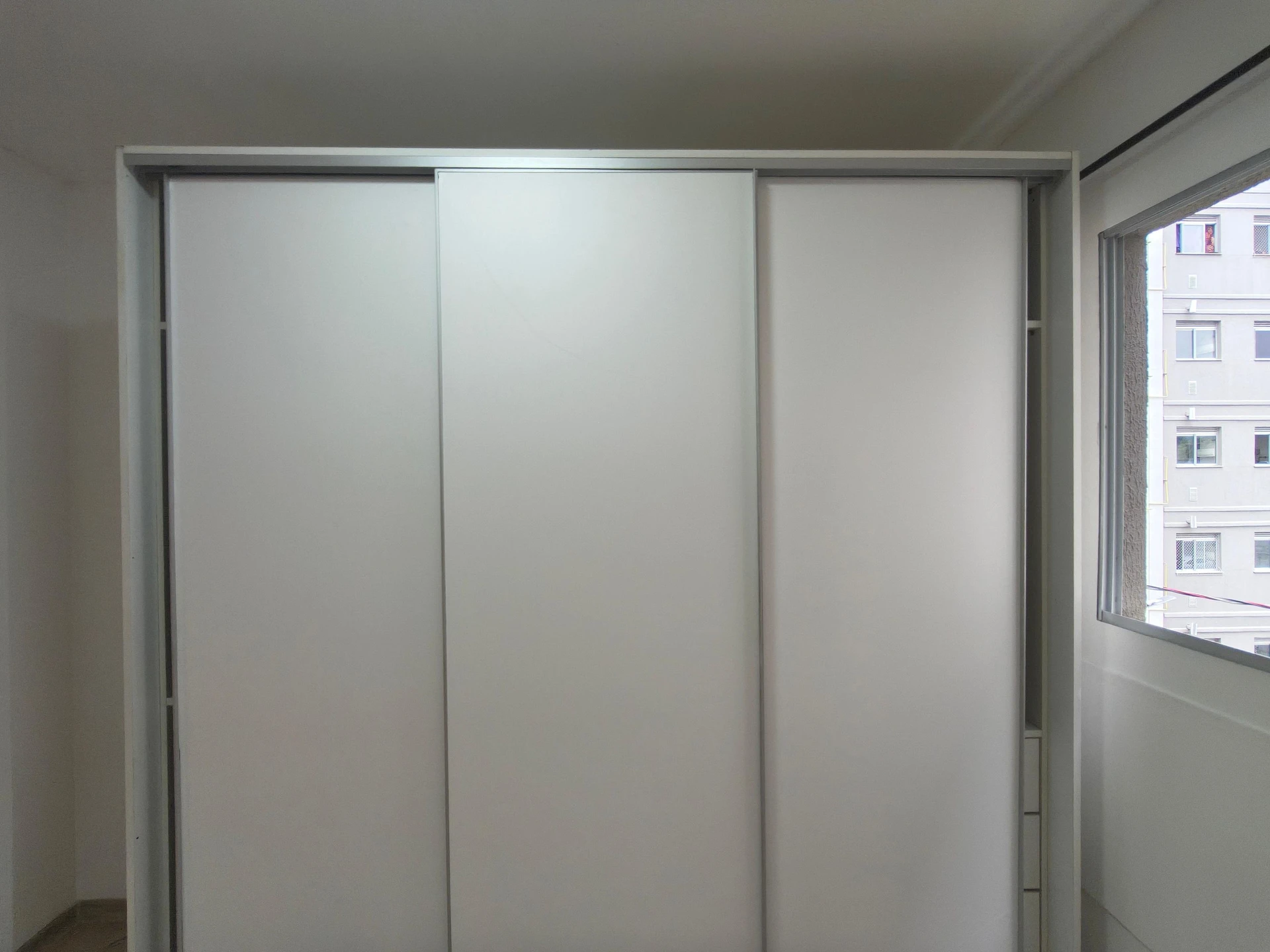 Пральна машина та 2 спальні: квартира 50 м² — photo 36