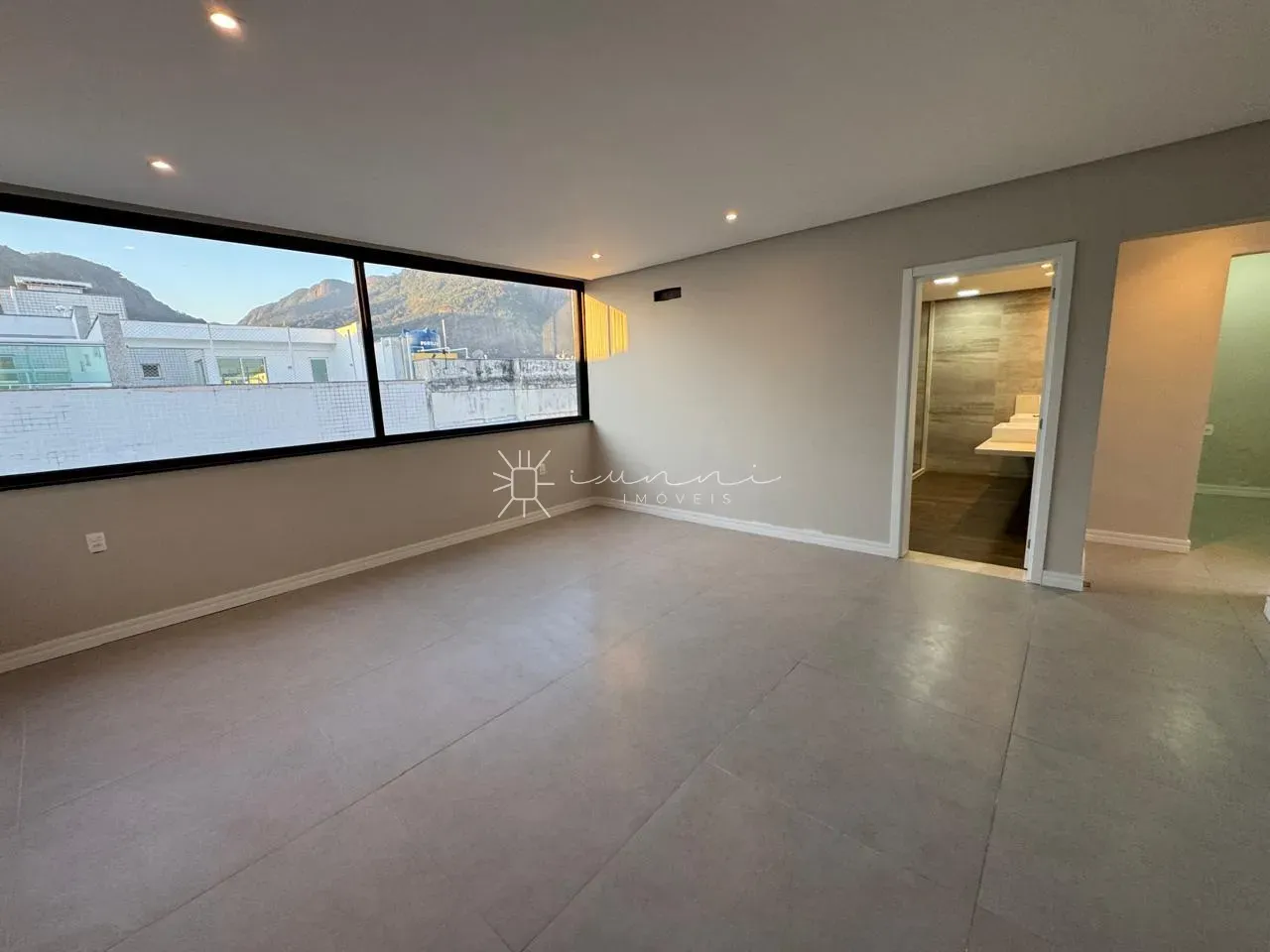 Penthouse with 5 bedrooms and 5 en-suite baths — photo 10