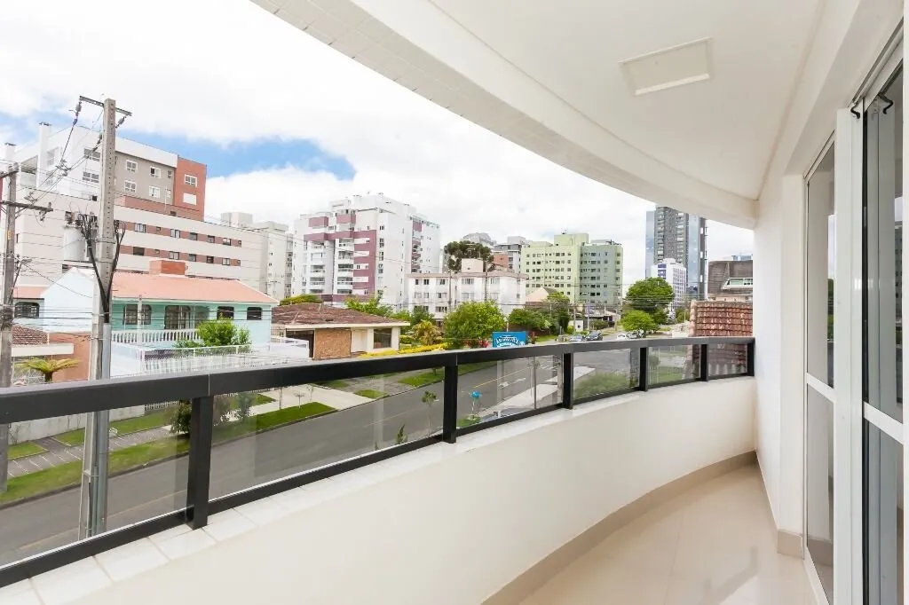 Furnished apartment, 135 m², with a bathtub — photo 11