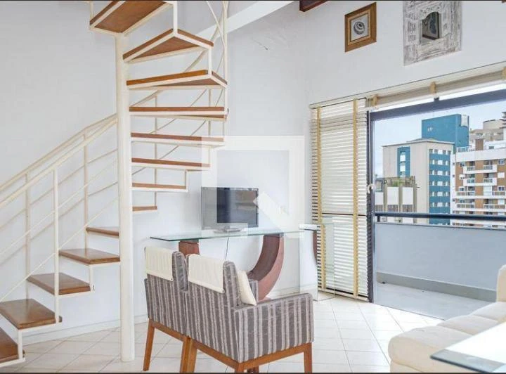 Unfurnished apartment with 3 bedrooms and 1 en-suite — photo 5