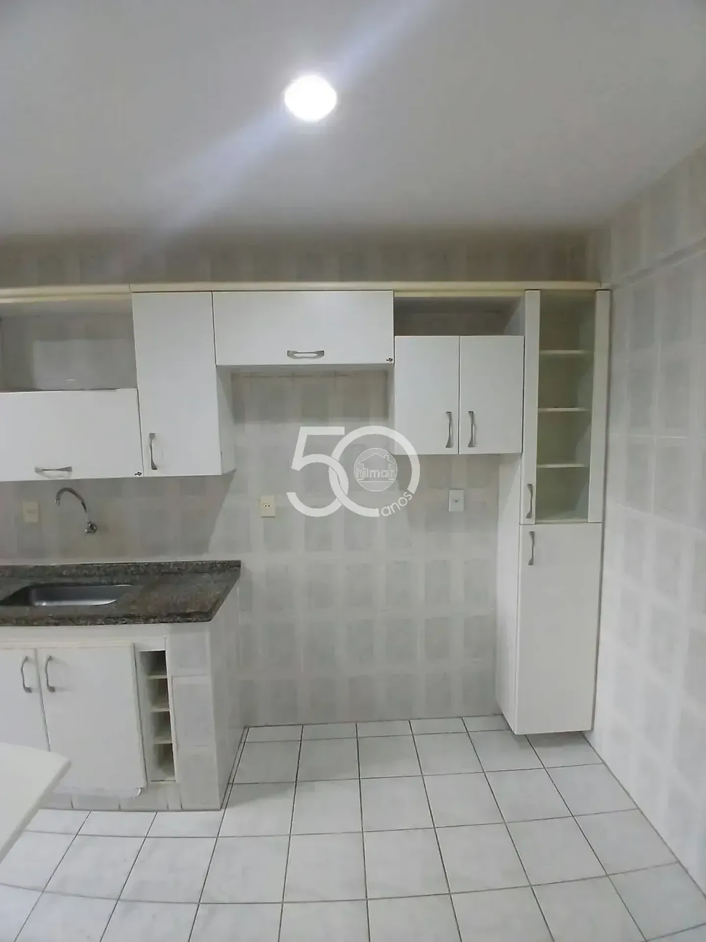 98 m² apartment with 3 bedrooms and 2 garage spaces — photo 18