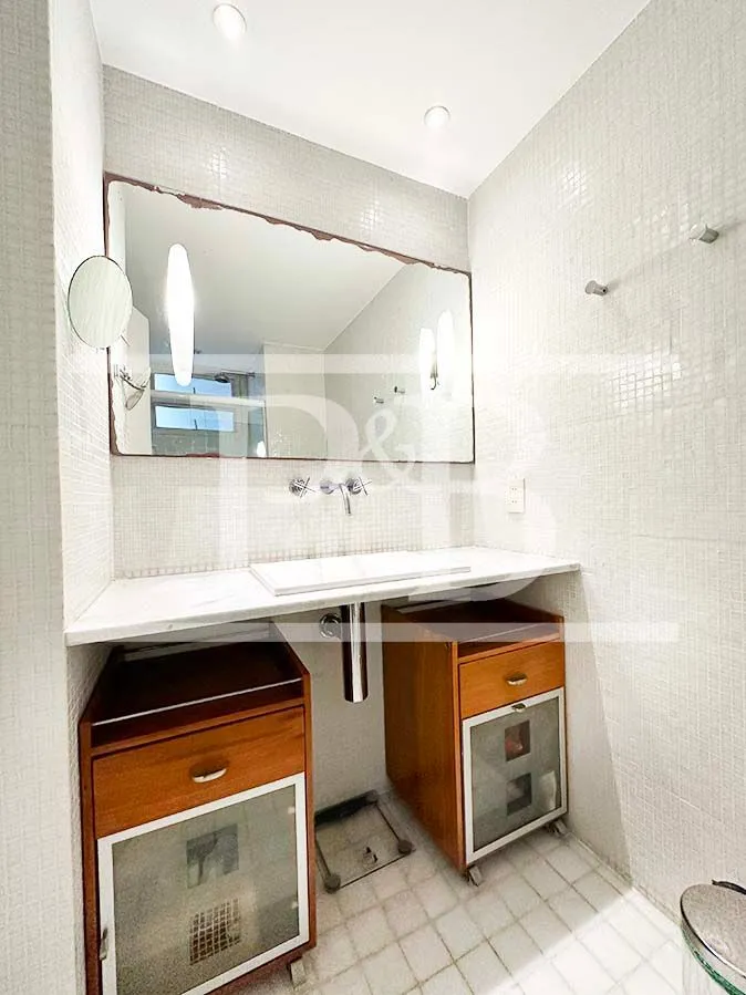 4-bedroom apartment with 200 m² and 2 parking spots — photo 26