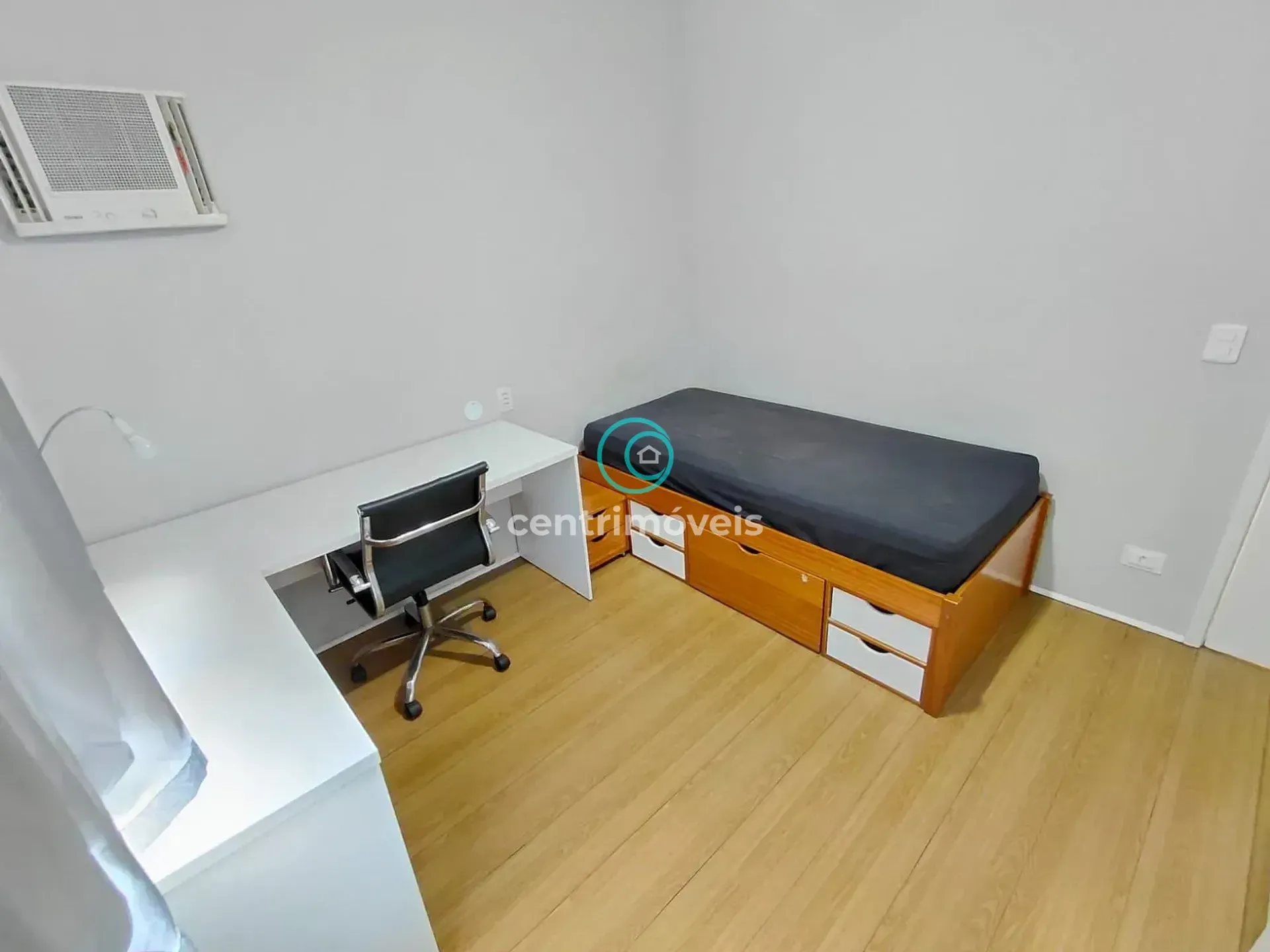 Rental apartment with 2 bedrooms, 2 baths and a balcony — photo 13