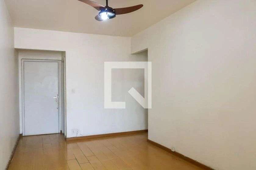 70 m² apartment with 2 bedrooms and a separate kitchen