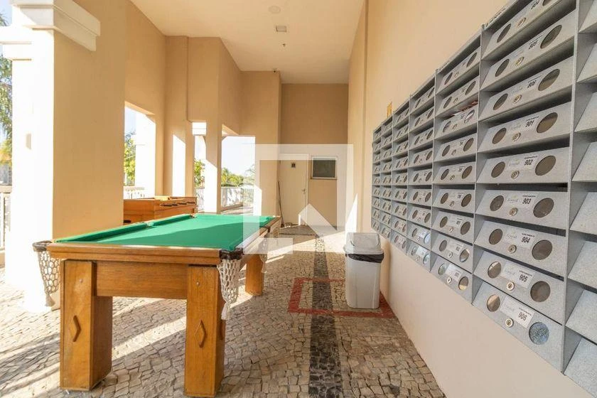 2-bedroom apartment in a building with a gym — photo 32