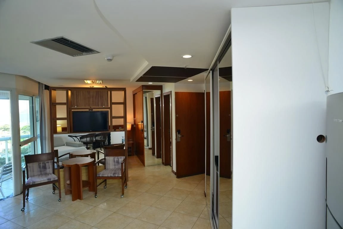 Apartamento mobiliado com 1 quarto em suíte e varanda — photo 24