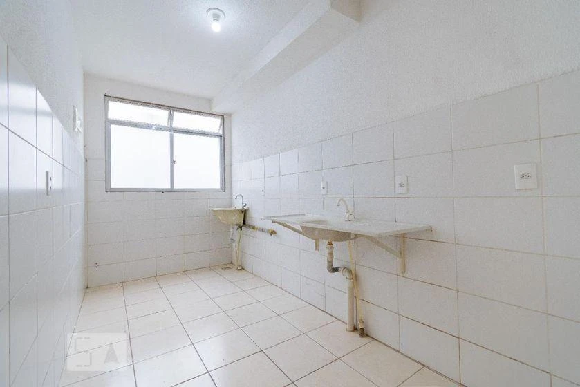 2-bedroom apartment in a building with a pool — photo 2