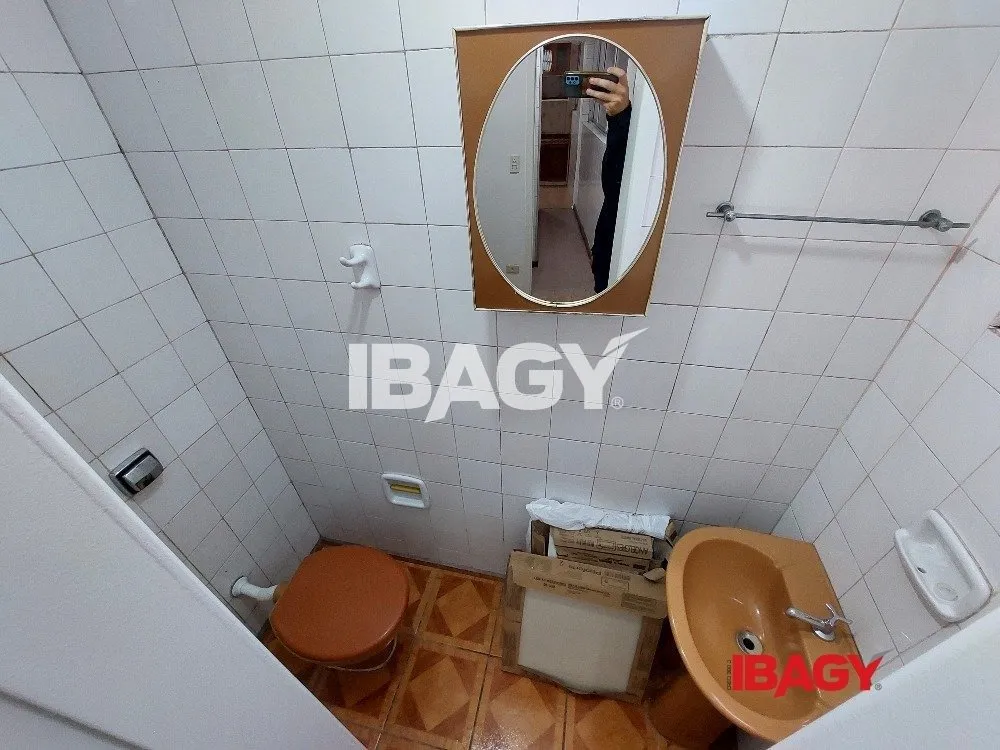 Apartamento sin estacionamiento, cocina cerrada y 75 m² — photo 19