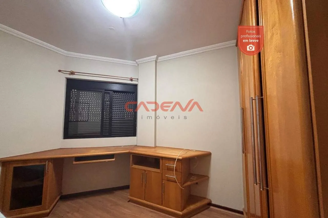 Departamento de 2 dormitorios con balcón cerrado con vidrio — photo 14