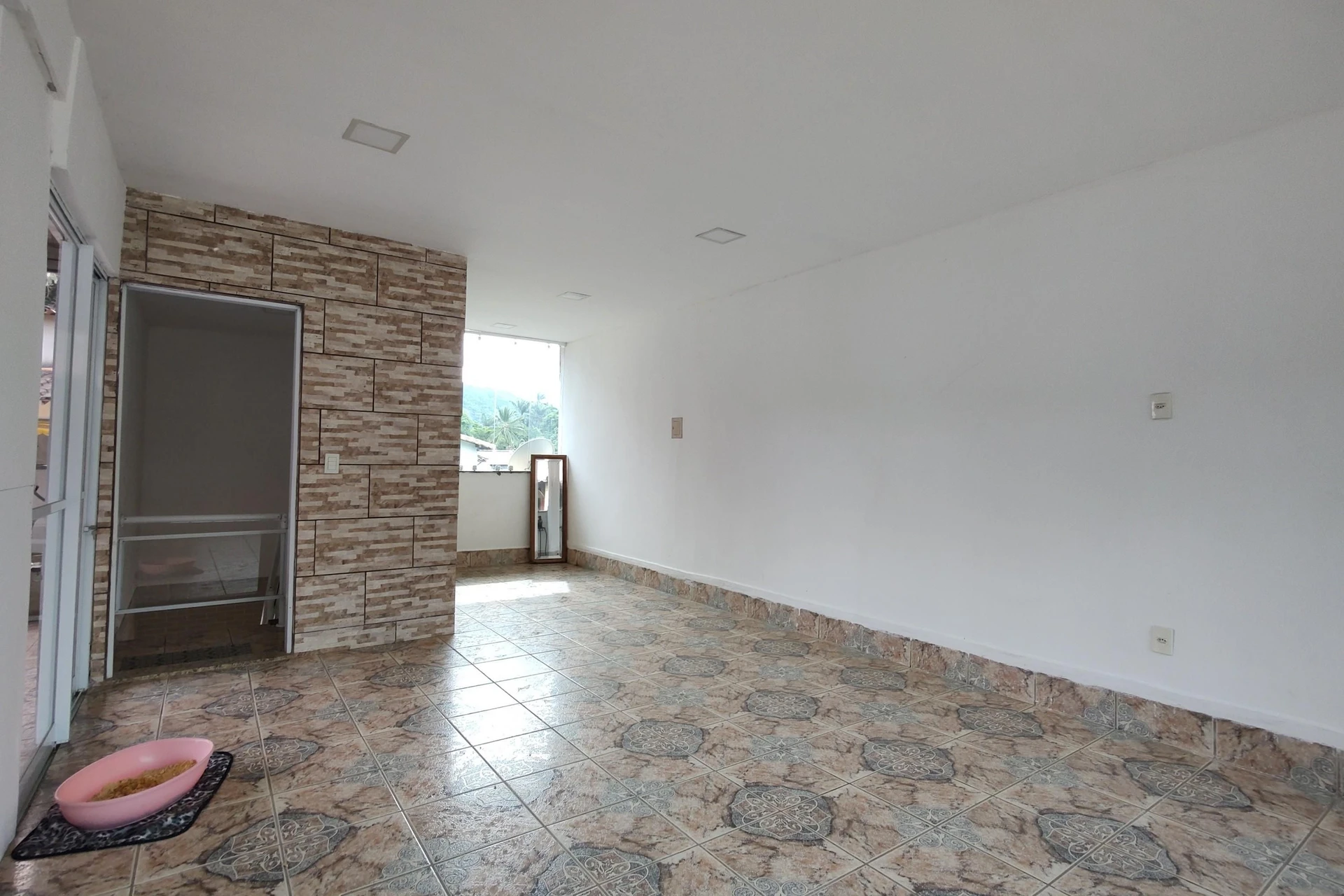 Furnished house with 4 bedrooms and a built-in balcony grill — photo 91