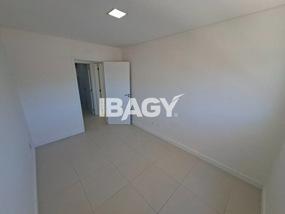 2-bedroom apartment with suite and 73 m² — photo 24
