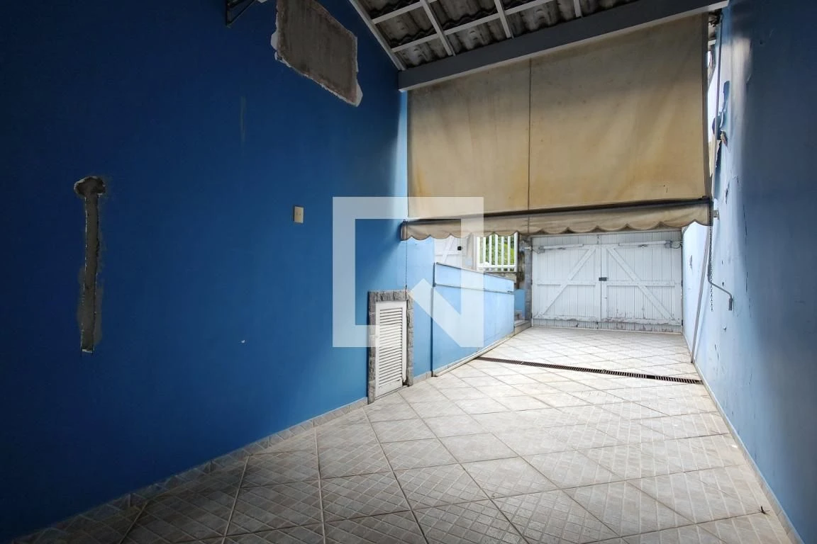 Casa mobiliada com 3 quartos, varanda e 3 banheiros — photo 52