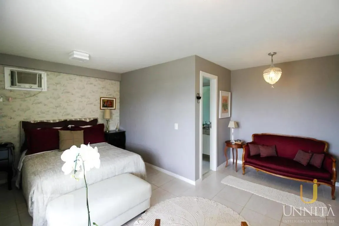 House, 450 m², with a mountain view — photo 16