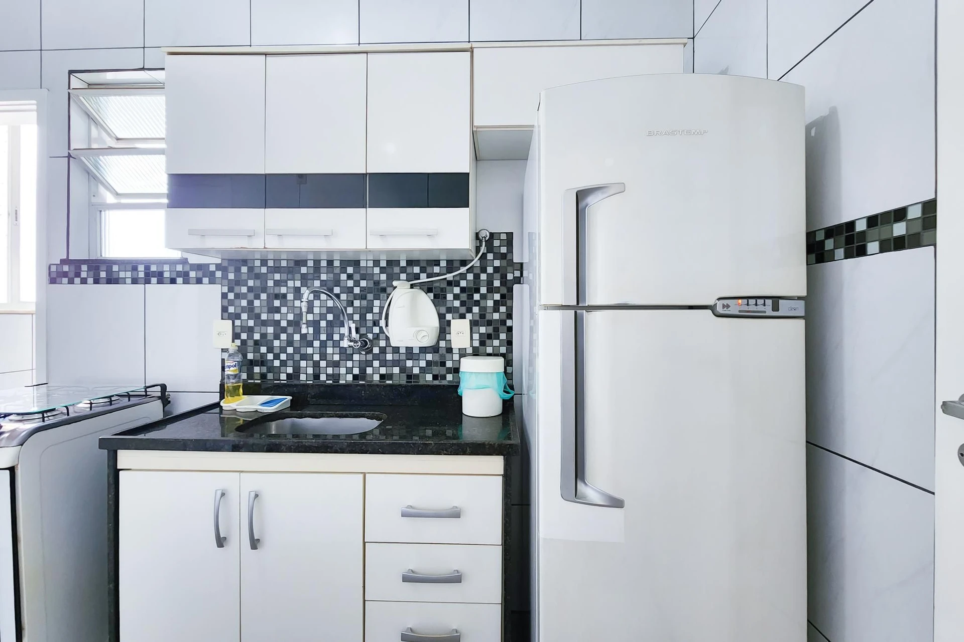 Меблированная квартира 60 м², 1 спальня — photo 4
