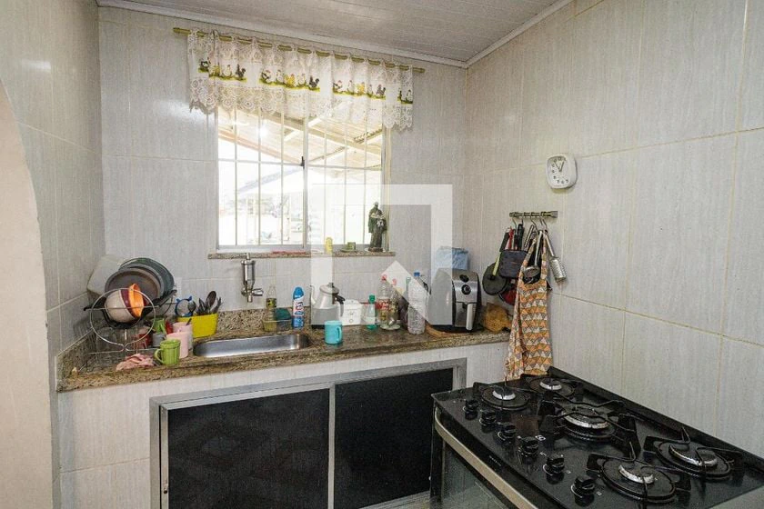 Furnished 80 m² house with 3 bedrooms and private garden — photo 20