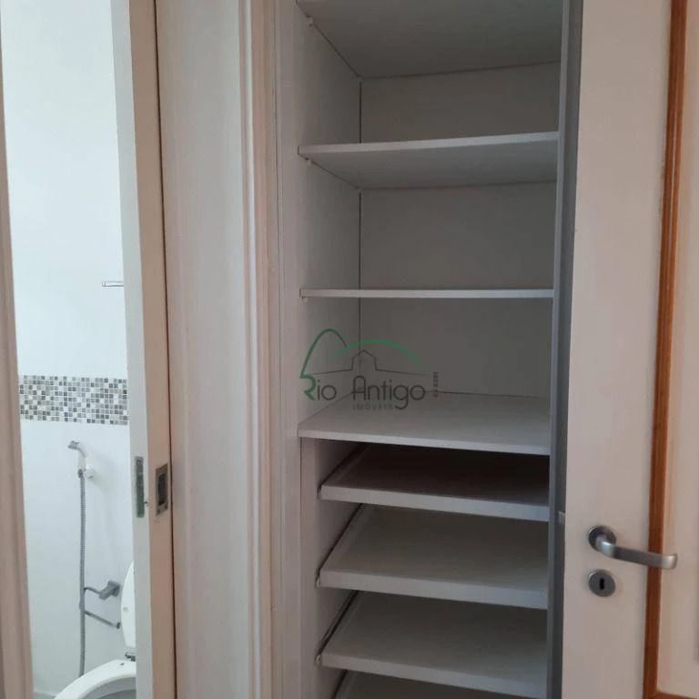 102 m² apartment with 3 bedrooms and 2 bathrooms — photo 26