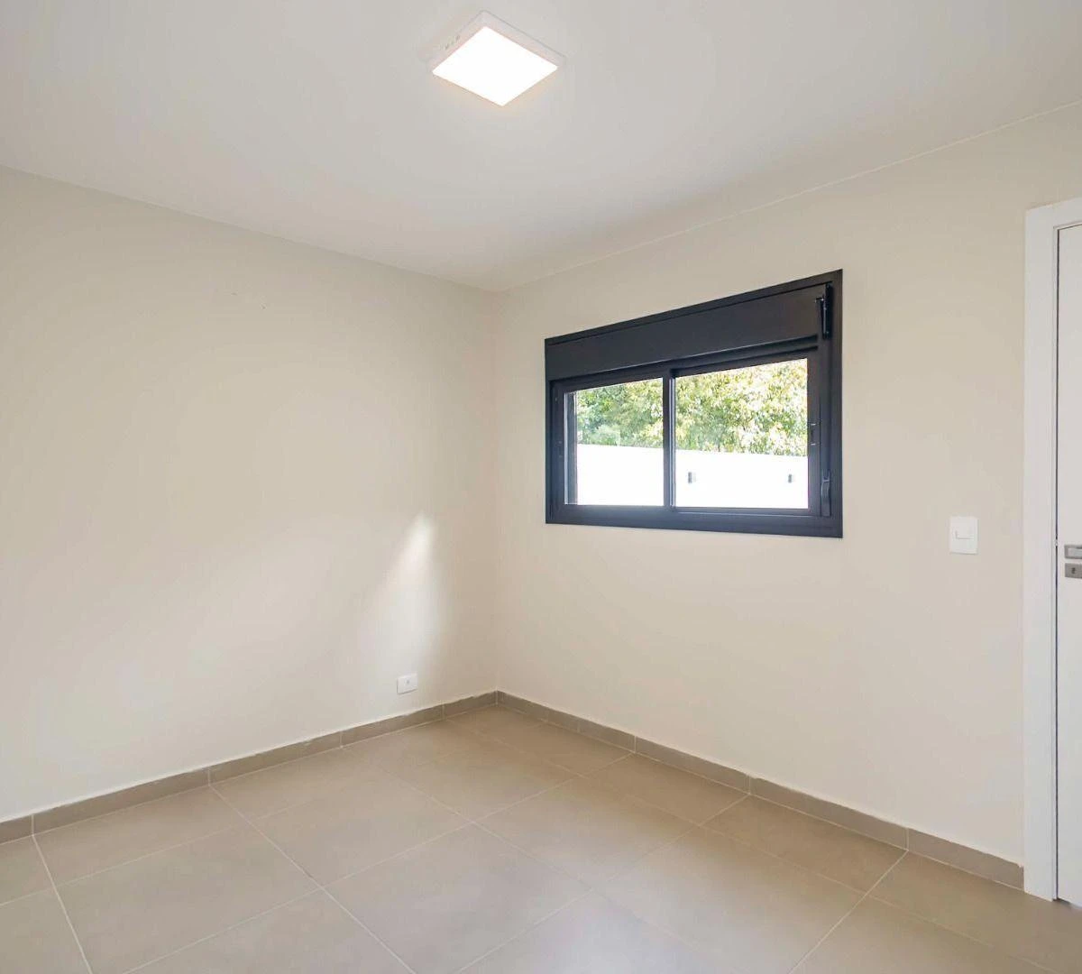 Casa com 3 quartos e cozinha separada de 127 m² — photo 18