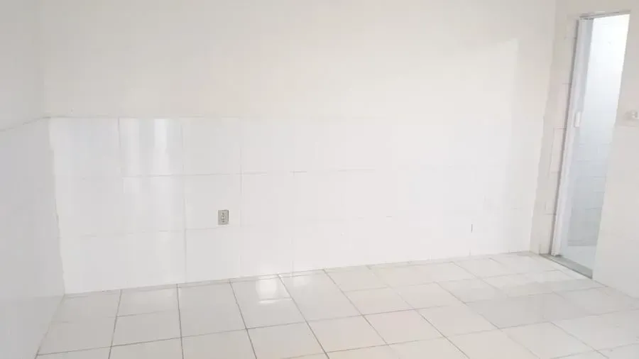 Apartamento de 1 quarto com cozinha compacta e 1 banheiro — photo 9
