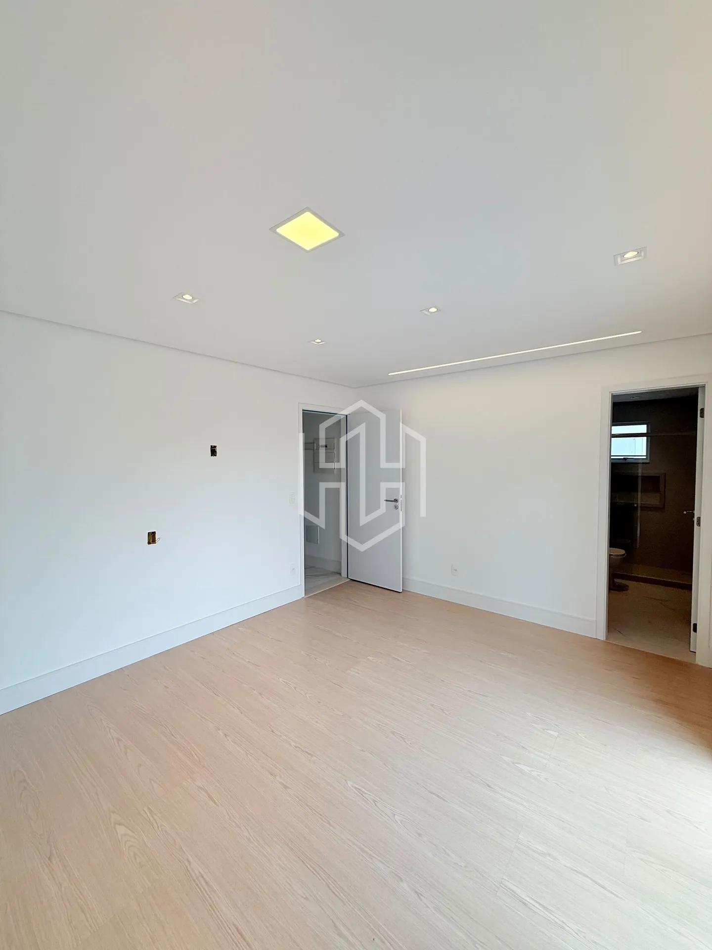 Casa, 315 m², com varanda gourmet — photo 18