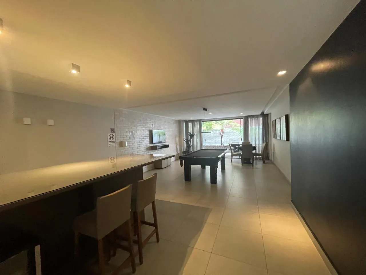 Furnished apartment with 2 bedrooms and balcony — photo 24