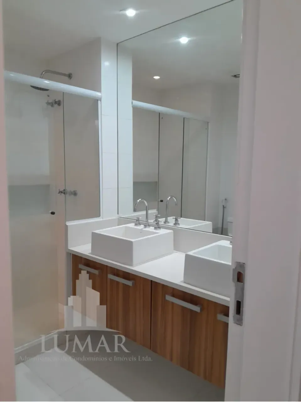 Apartamento sem mobília reformado com 2 quartos e vaga — photo 20
