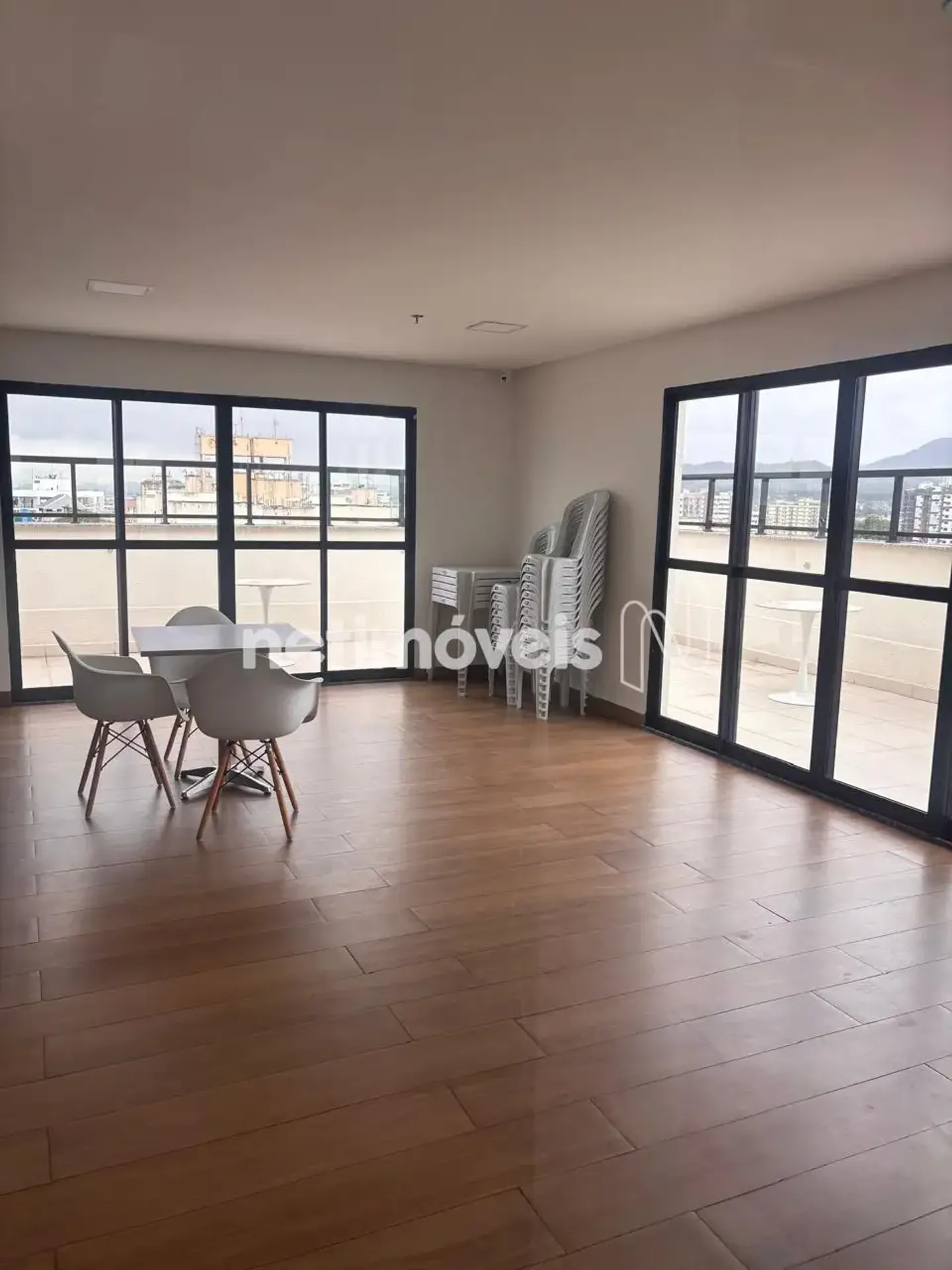 Apartment, 50 m², with wood or laminate floors — photo 13